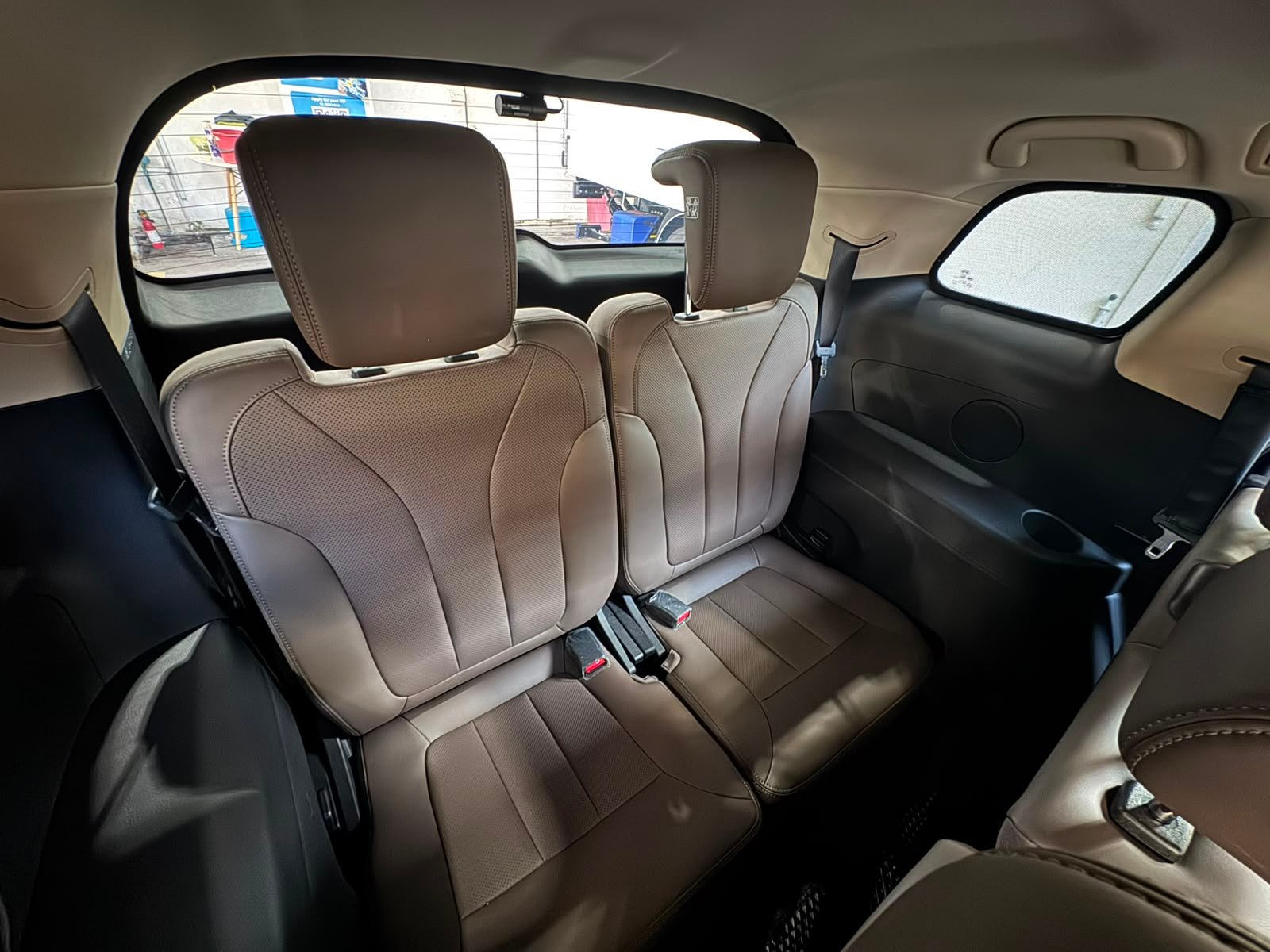 BYD M6 Extended Range 7 Seater photo 9